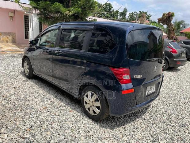 Honda Freed 2008 Blue