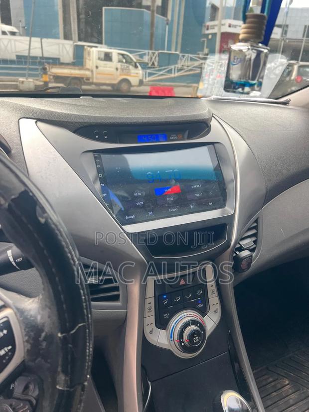 Hyundai Elantra 2012 Black