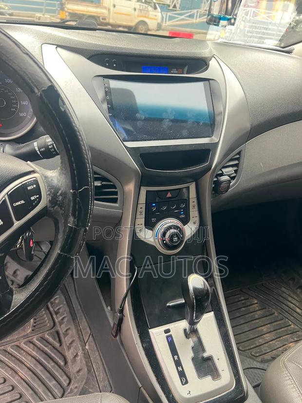 Hyundai Elantra 2012 Black