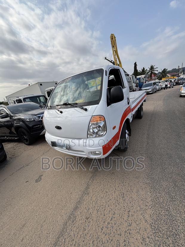 Kia Bongo 2015 White