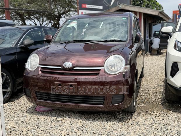 Toyota Sienta 1.5 AWD 2013 Brown
