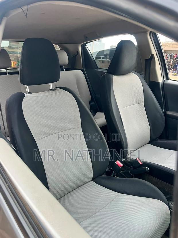 Toyota Vitz 2013 Gray