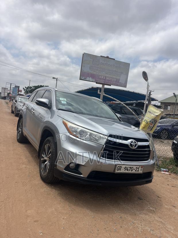 Toyota Highlander 2016 Silver