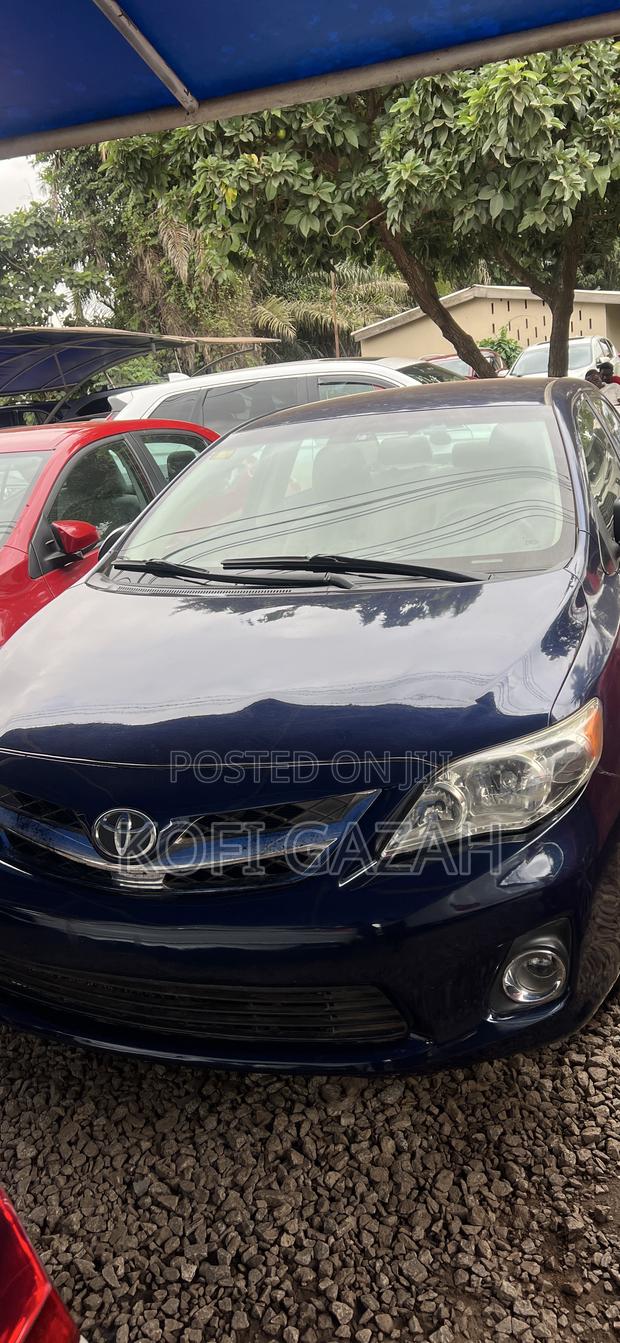 Toyota Corolla 2013 Blue