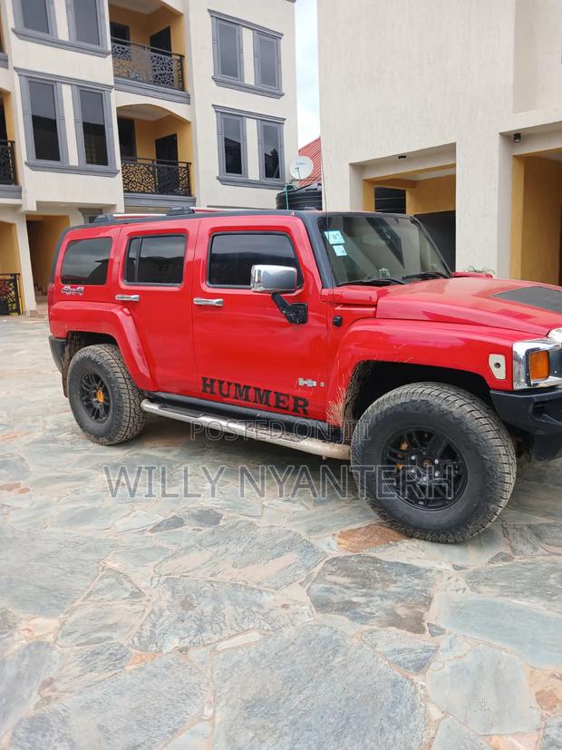 Hummer H3 2006 Red