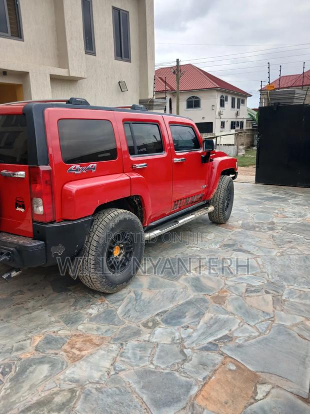 Hummer H3 2006 Red