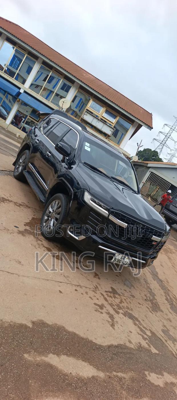Toyota Land Cruiser 2012 Black