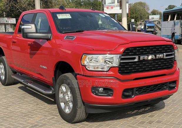 RAM 2500 Big Horn Crew Cab 4WD LB 2024 Red