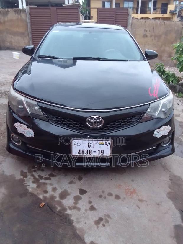Toyota Camry SE 4dr Sedan (2.5L 4cyl 6A) 2014 Black
