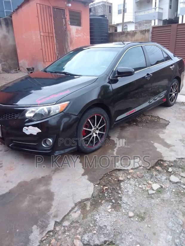 Toyota Camry SE 4dr Sedan (2.5L 4cyl 6A) 2014 Black