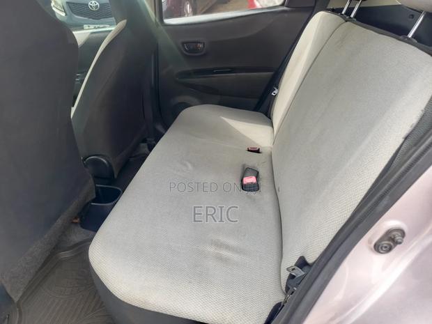 Toyota Vitz 2012 White