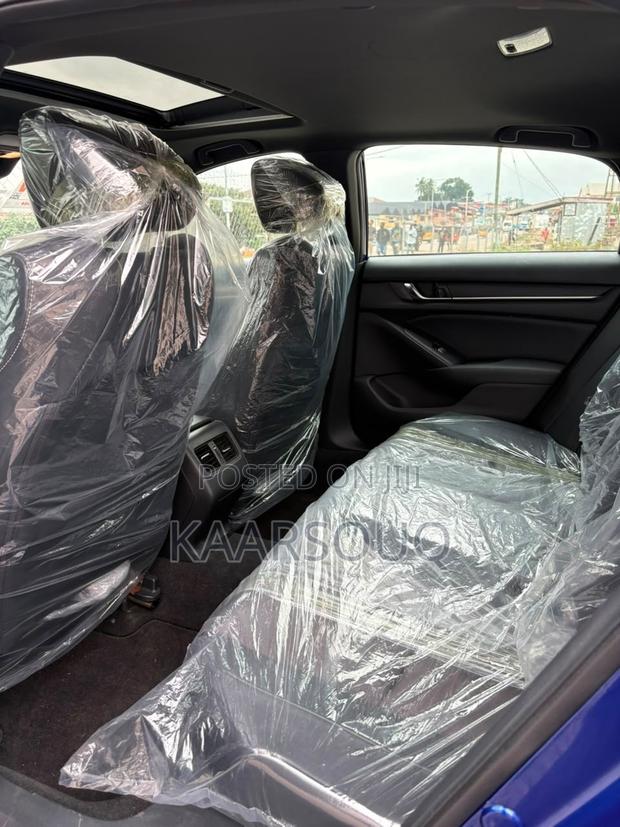 Honda Accord Sport (2.0L 4cyl Turbo 10A) 2019 Blue