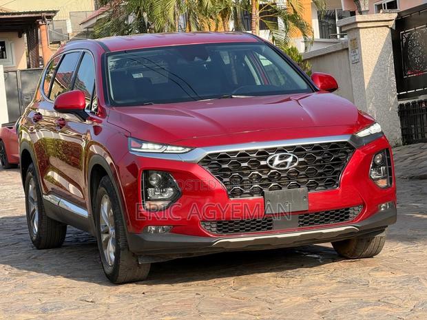 Hyundai Santa Fe 2018 Red