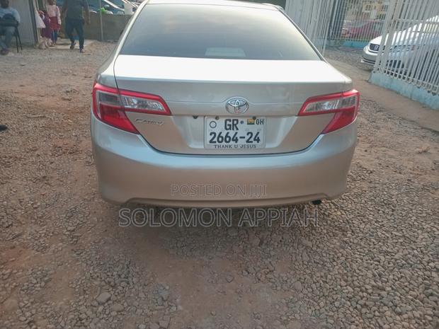 Toyota Camry 2014 Brown