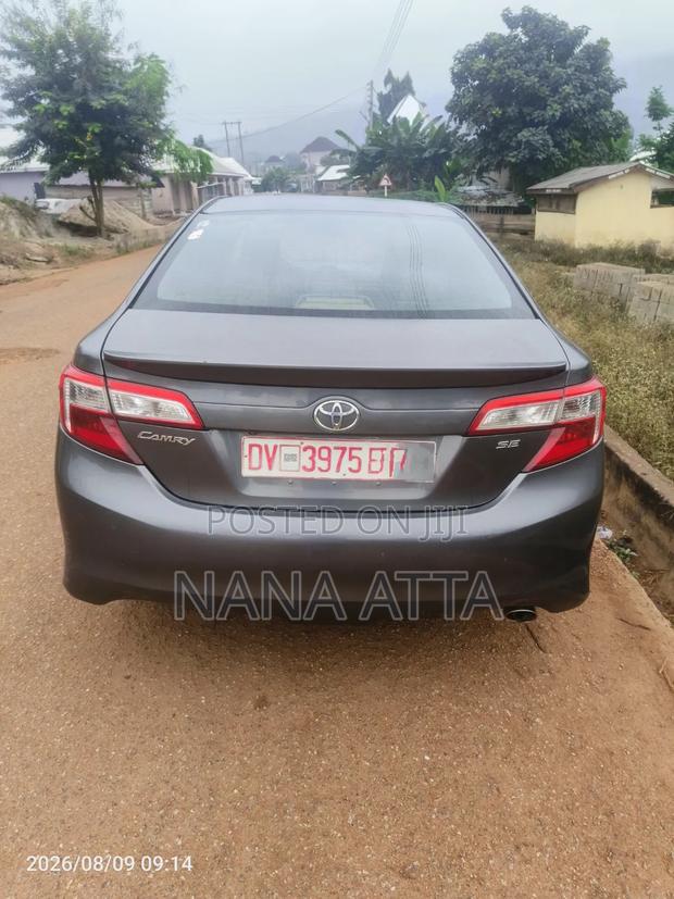 Toyota Camry 2014 Gray