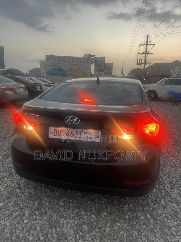 Hyundai Elantra 2015 Black