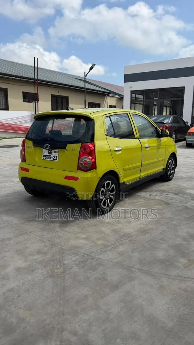 Kia Morning 2011 Green