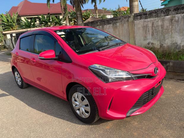Toyota Vitz 1.3 FWD 5dr 2016 Pink