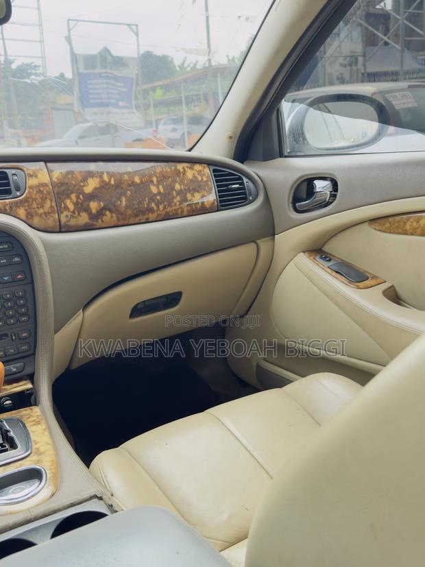 Jaguar S-Type 2.5 V6 2005 White