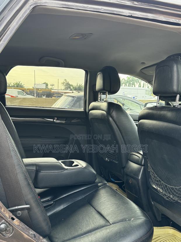 Kia Sorento 2011 Brown