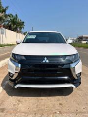 Mitsubishi Outlander 2021 White for sale