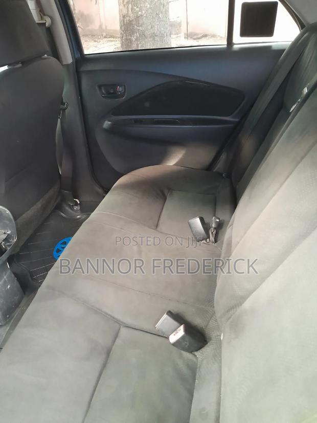 Toyota Yaris 2012 Blue