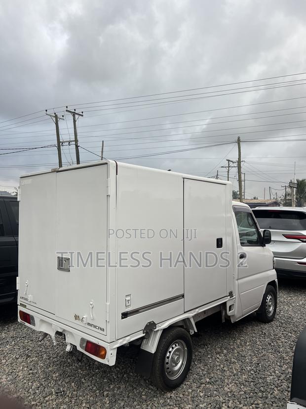 Mitsubishi Minicab Truck 2016 White