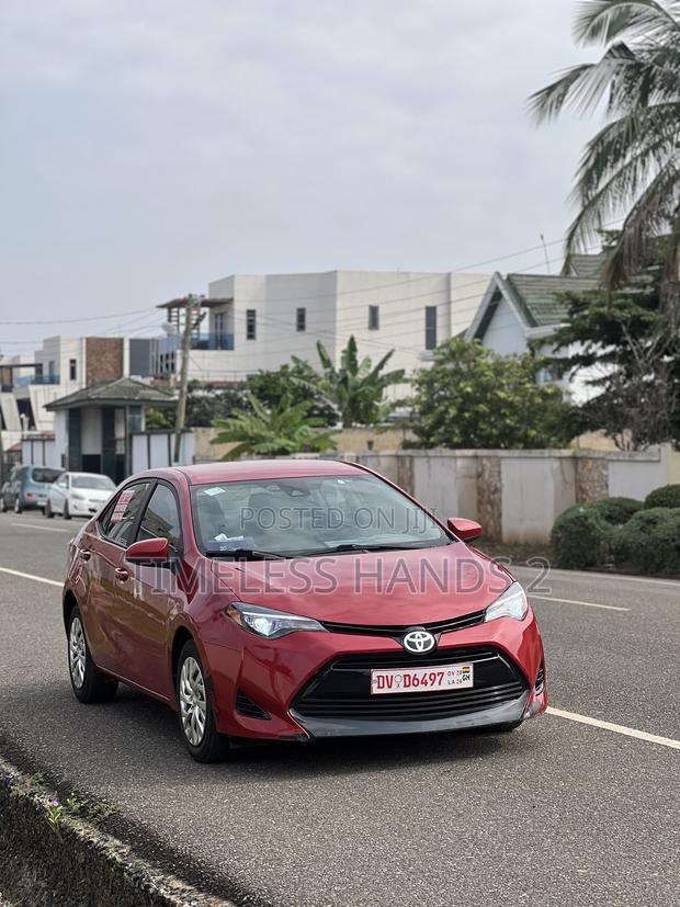 Toyota Corolla LE 4dr Sedan (1.8L 4cyl CVT) 2017 Red