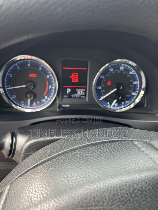 Toyota Corolla LE 4dr Sedan (1.8L 4cyl CVT) 2017 Red