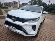 Toyota Fortuner 2.7 AWD 2017 White for sale