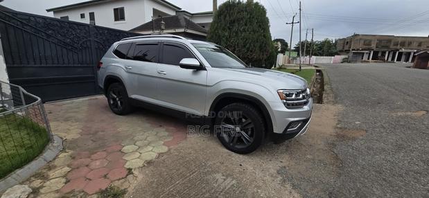 Volkswagen Atlas 2018 Silver