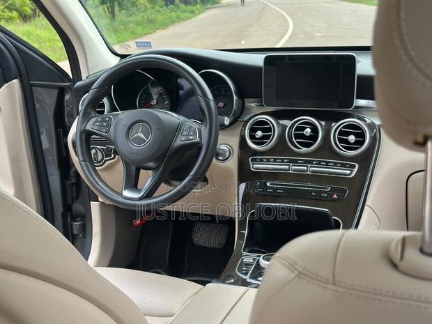 Mercedes-Benz GLC-Class 2019 Gray