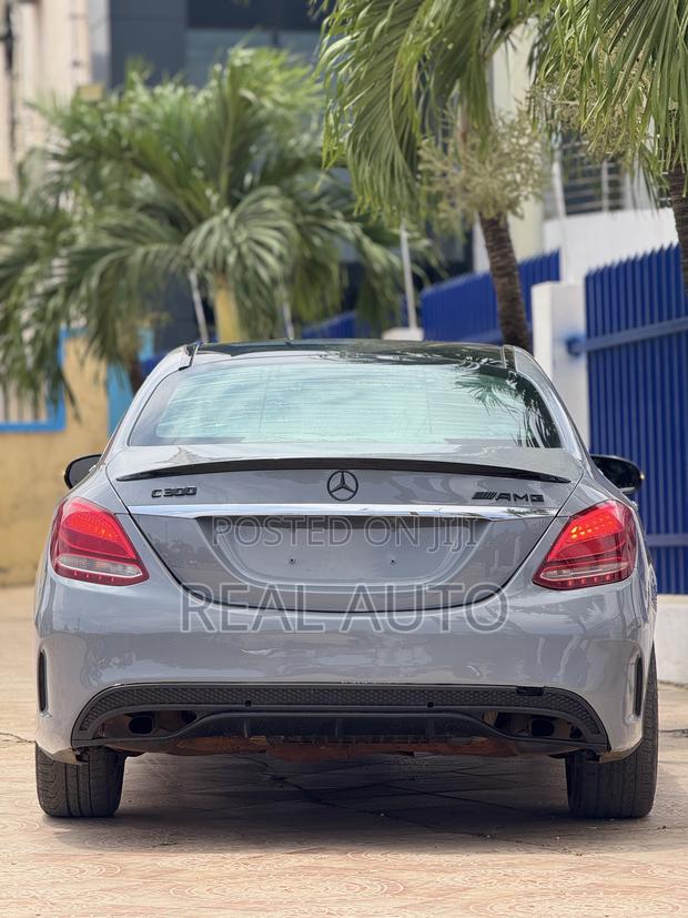 Mercedes-Benz C300 Sport 4Matic Sedan AWD (2.0L 4cyl 7A) 2017 Gray