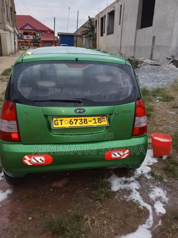Kia Picanto 2010 Green