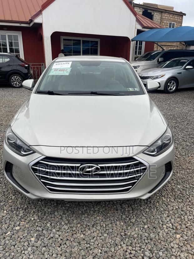 Hyundai Elantra SE 2018 Gray