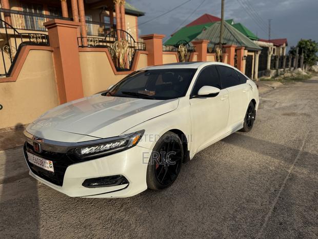 Honda Accord EX-L 2.0T 2018 White