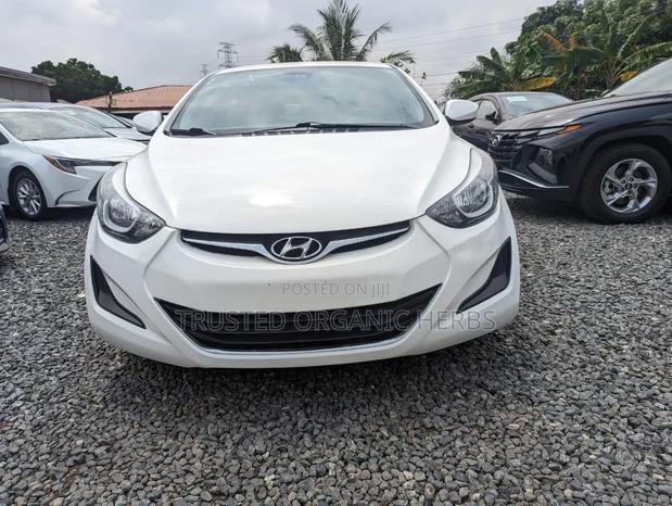 Hyundai Elantra Limited 4dr Sedan (1.8L 4cyl 6A) 2014 White