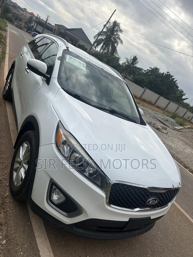 Kia Sorento 4dr SUV 2016 White
