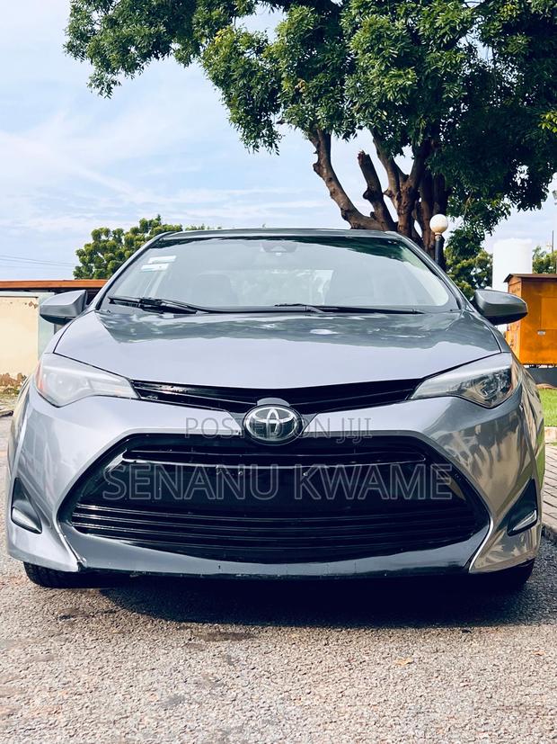 Toyota Corolla LE Eco (1.8L 4cyl 2A) 2019 Gray