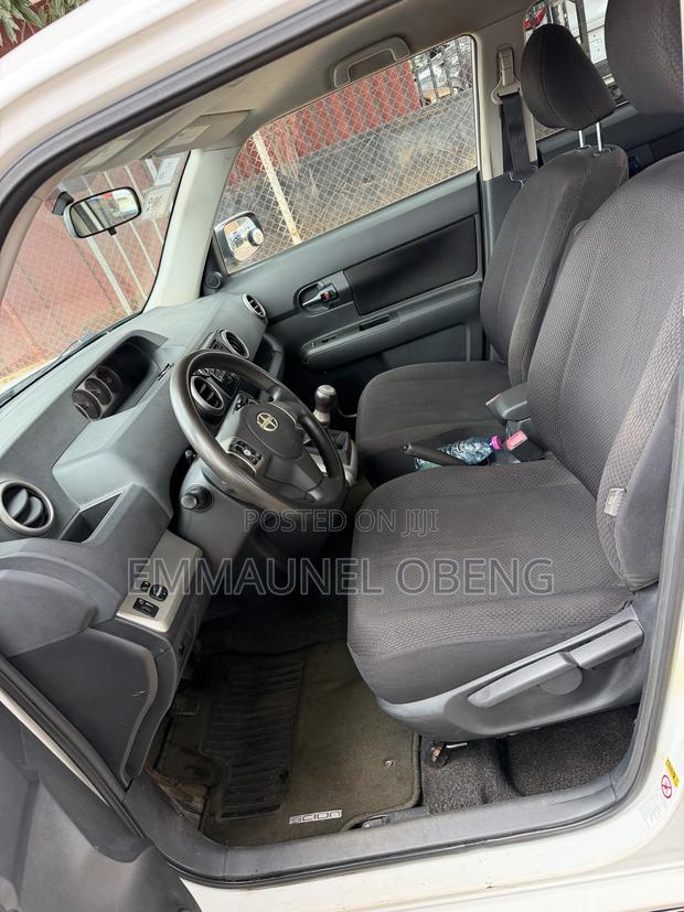 Scion xB 2015 White