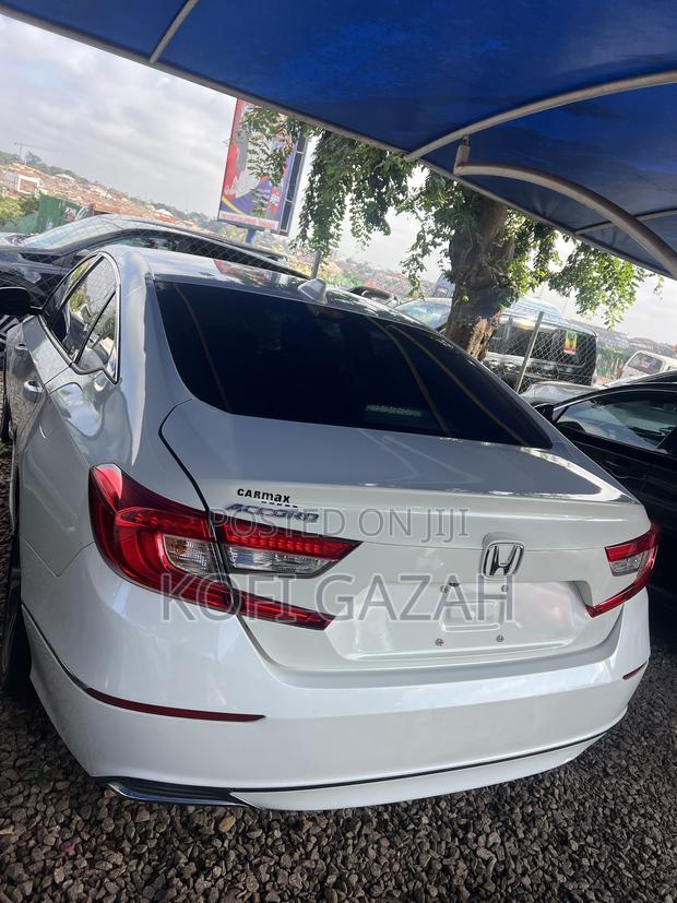 Honda Accord 2019 White