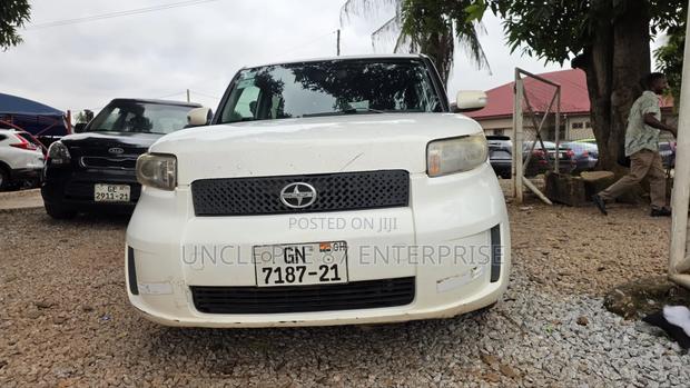 Scion xB 2014 White