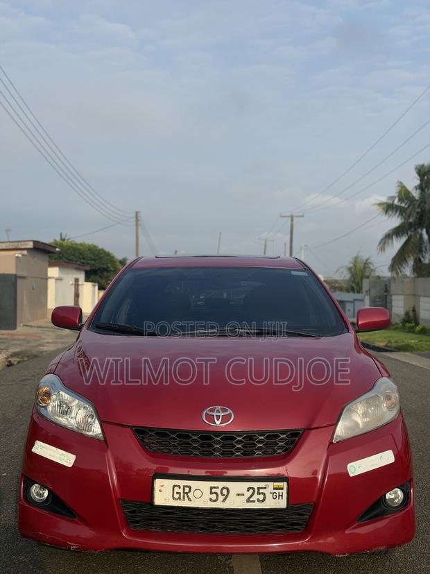 Toyota Matrix L Hatchback FWD (1.8L 4cyl) 2014 Red