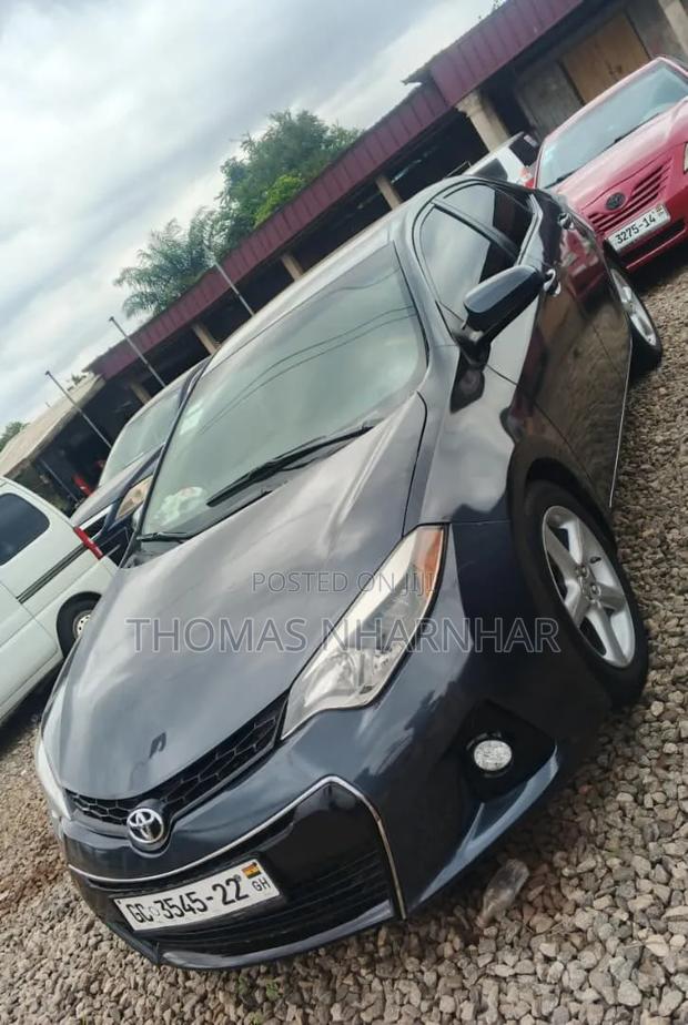 Toyota Corolla 2016 Gray