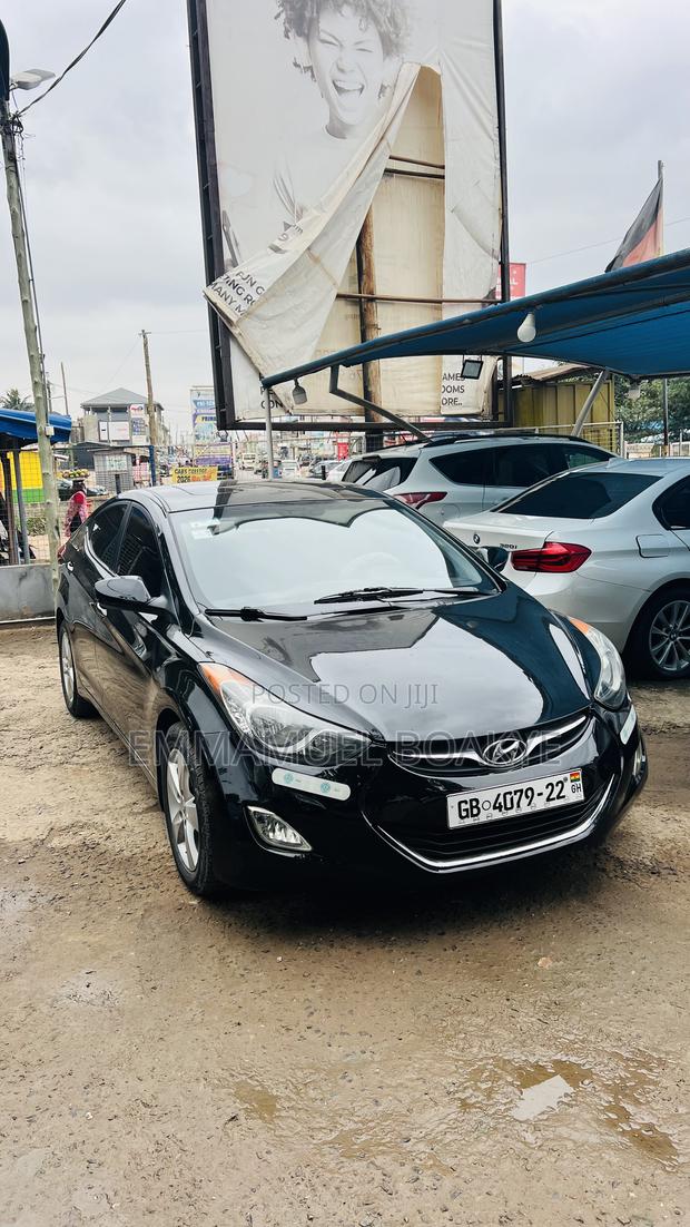 Hyundai Elantra Limited 4dr Sedan (1.8L 4cyl 6A) 2014 Black