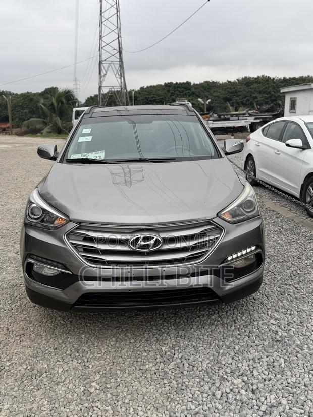 Hyundai Santa Fe Limited FWD 2017 Gray