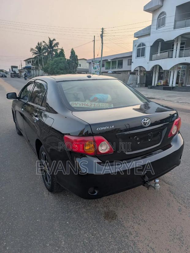 Toyota Corolla 2010 Black