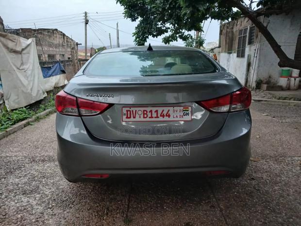 Hyundai Elantra 2013 Gray