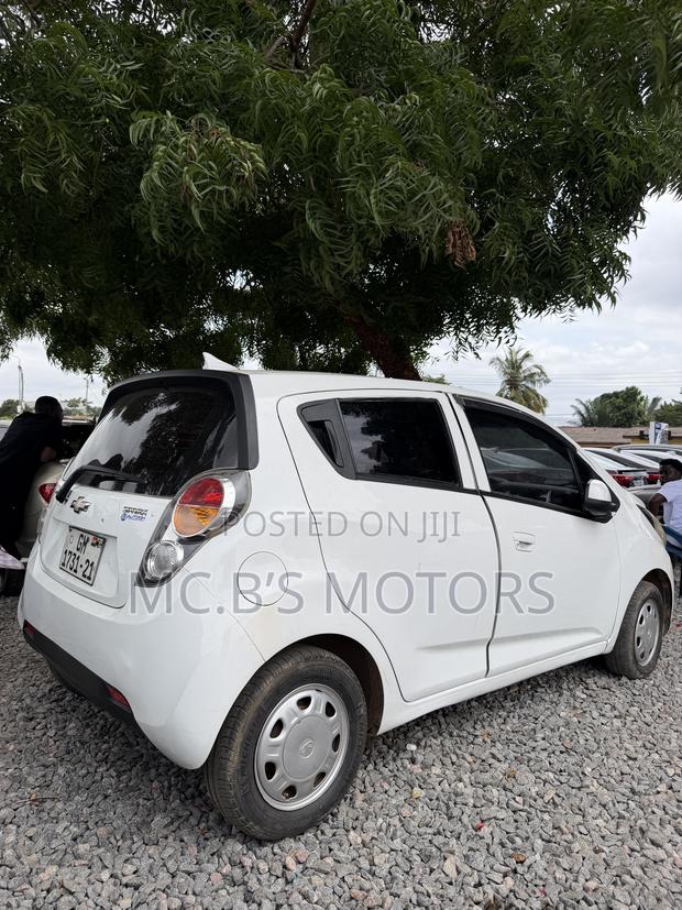 Chevrolet Spark 2013 White