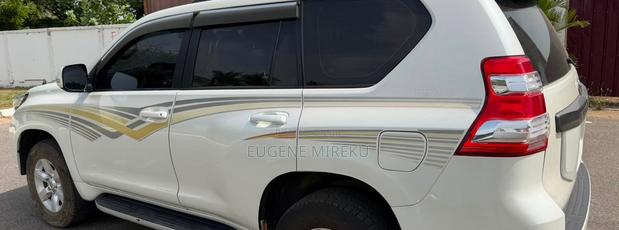 Toyota Land Cruiser Prado 2018 White